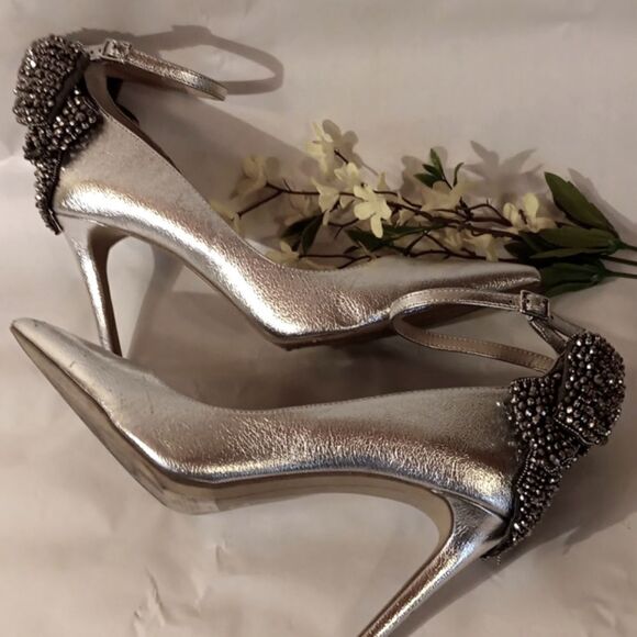 International Concepts Kaison Silver Heels - Picture 6 of 13